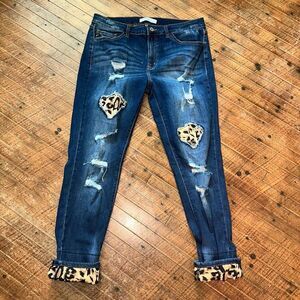 Kancan distressed destroyed leopard 15/31 holey jeans